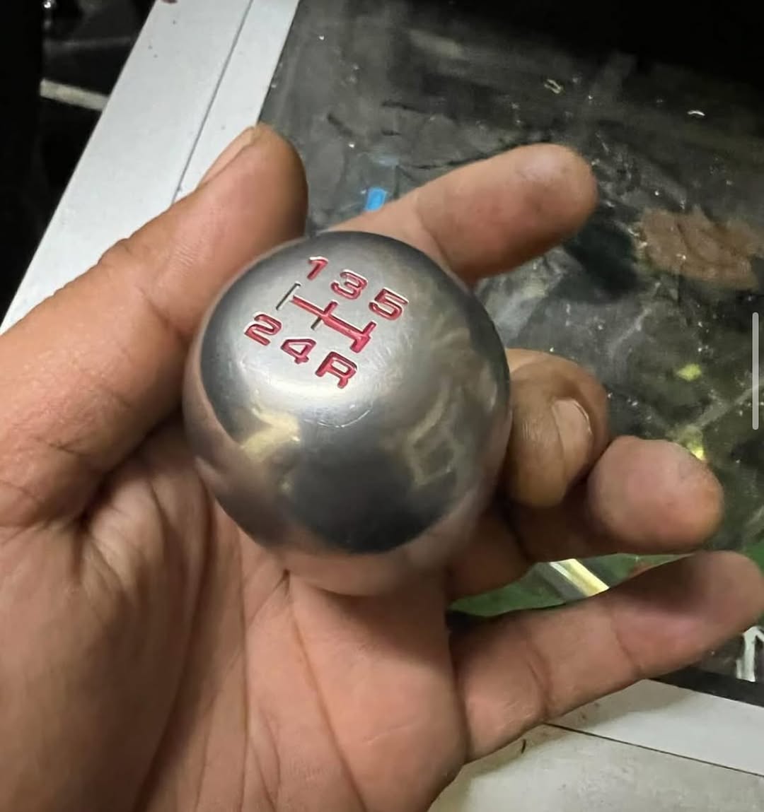 120fa695-2075-4f53-b332-93f924a81a19