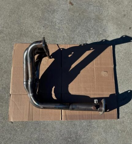 PLM b-series 4-2-1 header. Light scuff on bottom.