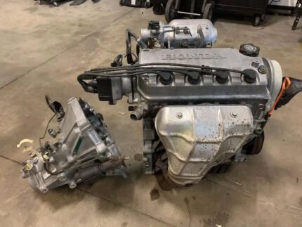 D16Y8 complete engine available.