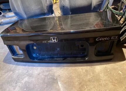 Siebon eg coupe trunk lid almost brand new