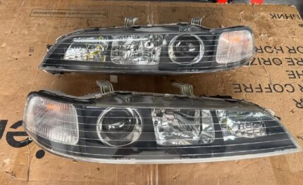 DC2 integra ITR Black housing headlights. Refurbished set, clean inside out