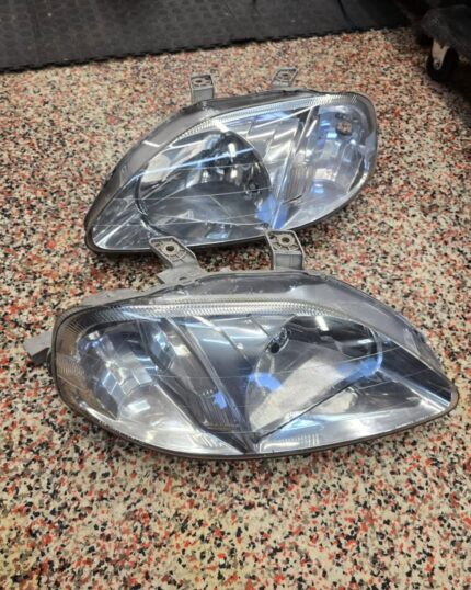 99-00 EK9 TYPE R STANLEY HEADLIGHTS Excellent condition