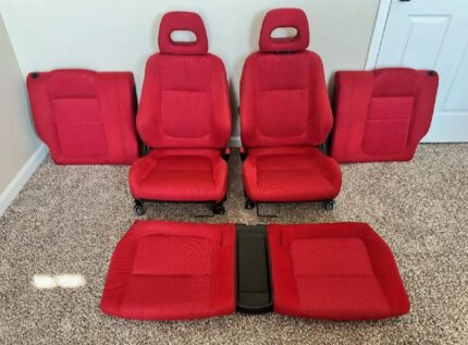 Acura Integra Type R 2001 CDM ITR Canadian Front and Rear Seats.
