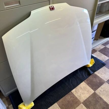 OEM DC2 Type R hood with an OEM emblem