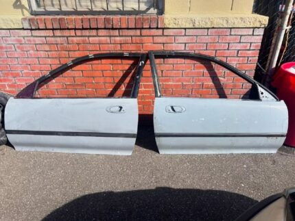 Eg hatch/coupe cut doors both