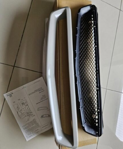 Honda Civic Type R EK9 S04 SO4 Si JDM Front Mesh Grille Genuine 1999-2000