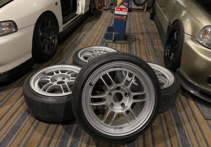 Authentic Enkei RPF1’s Wheel Specs/ Bolt Pattern: 16x8 +38 5x114