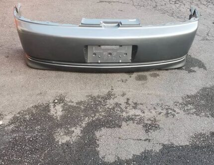 Rsx oem rear bumper 2005-2006 no broken tabs.