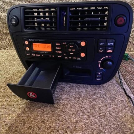 96-98 EK OEM climate control console with Gathers Head unitPerfect working condition.